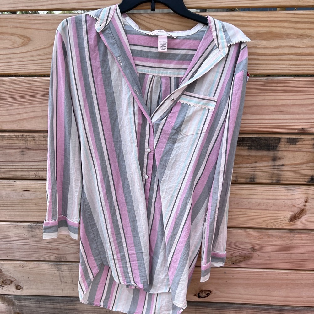 Victoria Secret Button Down Shirt Size XS
